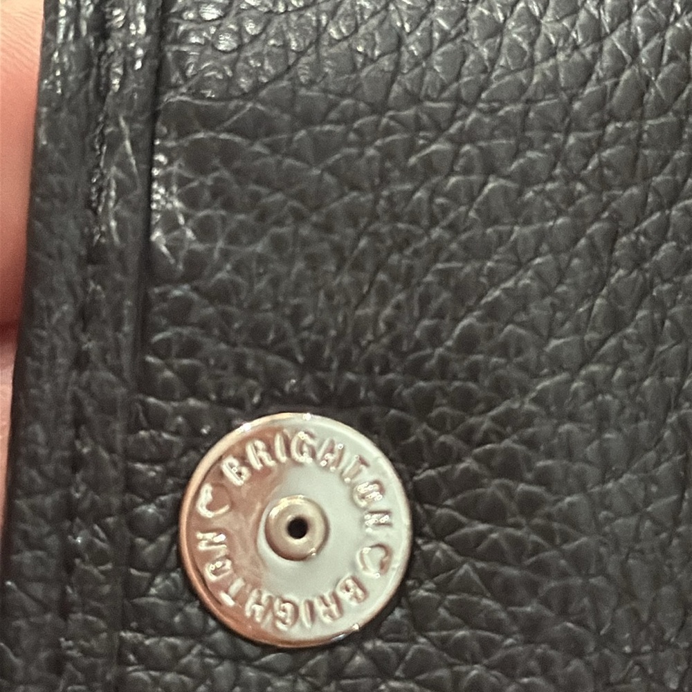 *Incredible Condition* Brighton Interlock Wallet - image 5